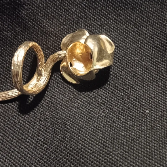 GOLDEN ROSE RING - Picture 3 of 4